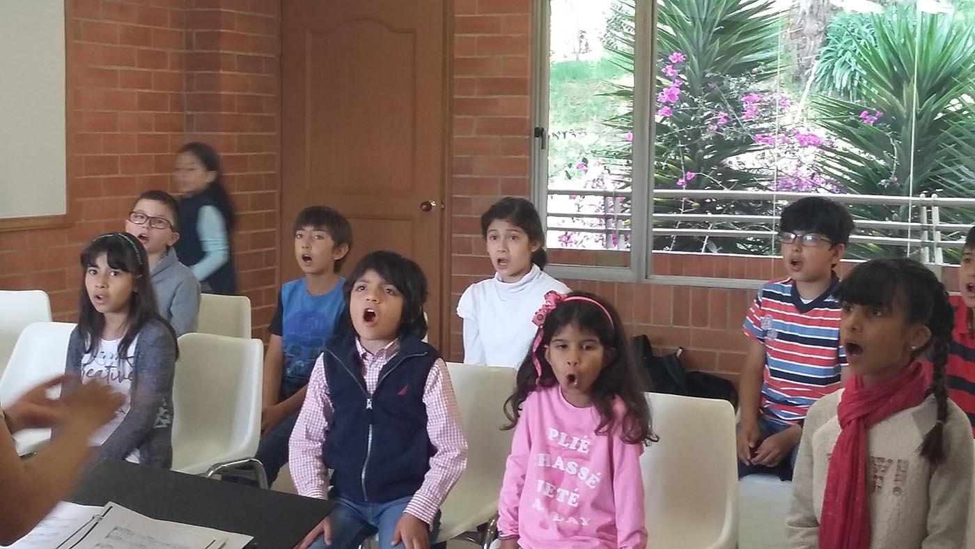 Clases y Actividades - UniMúsica